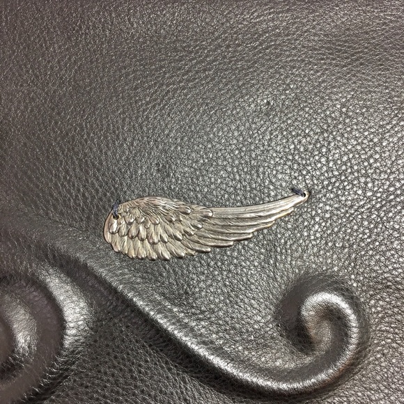 CAROL HEARTY ENDLESS ZIPPER BAG!! - Picture 9 of 10